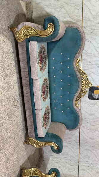 ملكي 10 مقعد 💺 جديد استعمال قليل نضافه فوووول اي ضرر مابي خشب بلوك كلش ثكيل سعر ,,370,,بي مجال مكان لبياع ***********يوجد واتساب
