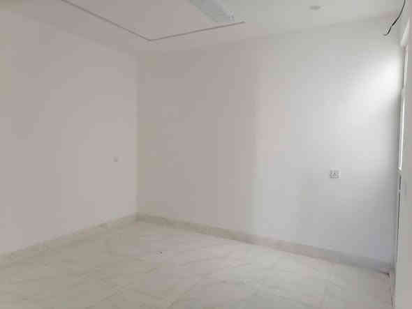 #دارللبيع
خانووى دوو نهوم بو فروشتن له گه ره كى كه رامه روبه رى 115 متر مواصفات سقف مغريبى و دكت 

پيكهاتوه له :-  1 ژور نوستن - هول - مطبخ - مساعد مطبخ - گه راج
نهومى دووه م 2 ژور نوستن 

نرخ 65 مليون 

بوزانيارى زياتر په يوه ندى بكه ن به عقارات ستار اكرم بازرگان

📍ناونيشان : كه ركوك بازارى ئازادى ته لارى ئاسو

***********
***********
