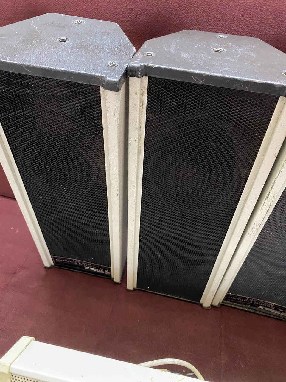 سلام عليكم
11 سماعه جامع 
كلهن 150 الف
توصيل موجود 
***********
