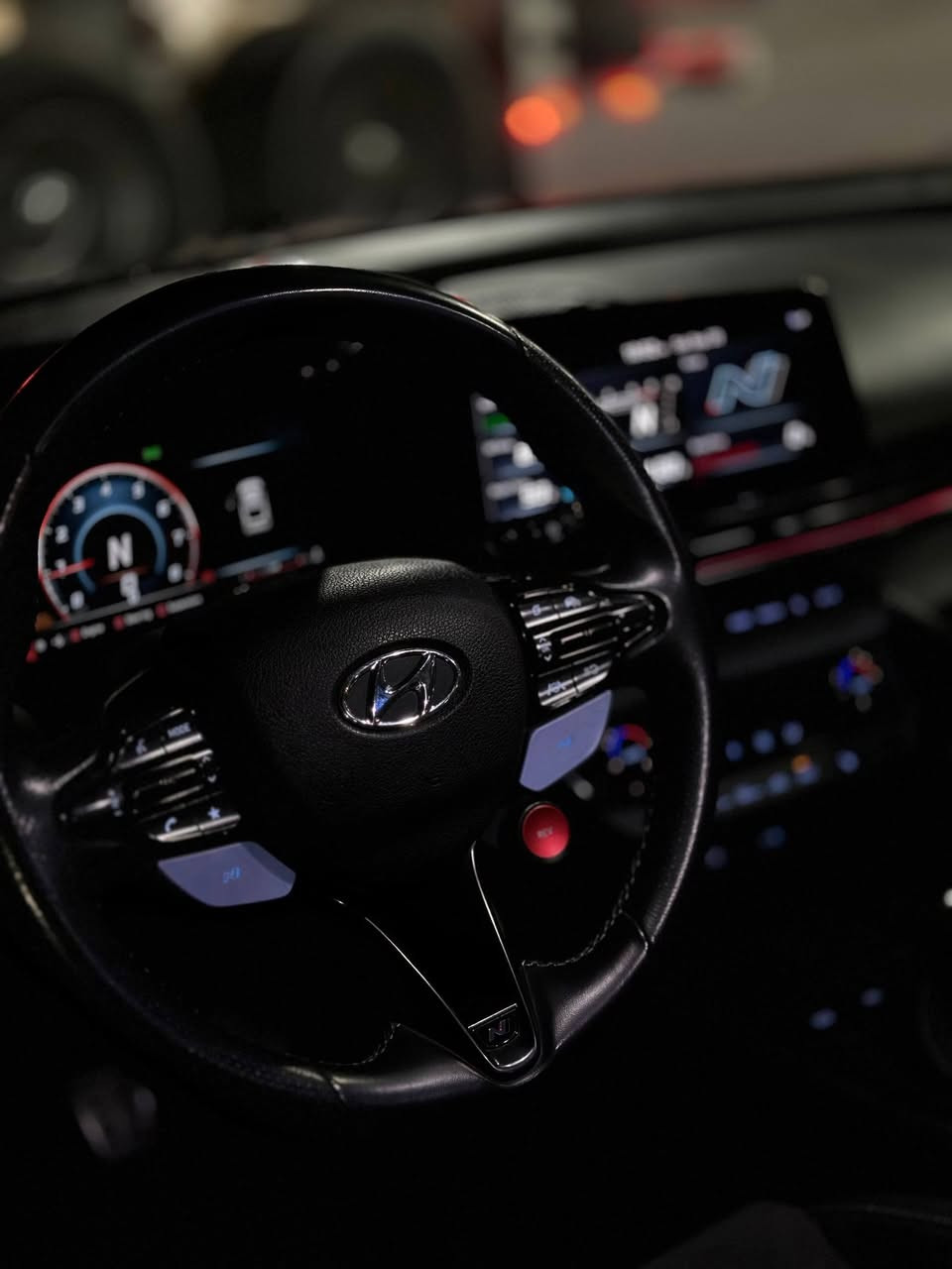 بيع مستعجل بسبب ضرف
النترا +N stage 2
ماشية 60km
مواصفات الN  المعروفة.
حادث جدا بسيط ربع الجاملغ الأمامي جهة السايق وشبر من البنيد بدون شواصي ولغد وبدنة.
التزويد : شوتة sxth + تيربو انلت sxth+ كولر sxth+ نوزلات و بلكات + اويل كاتش كان sxth + اكزوز وداون بايب takida من الطول للطول تلبيس + قواعد محرك معدلة + لويات + برمجة مرعبة  ب كراج sxth.
السيارة قوية واستخدام شخصي وبعد بيها غراض ما ذكرتها.
كير عادي.
مكاني بغداد ابو غريب
السعر 168 بيها مجال
***********
