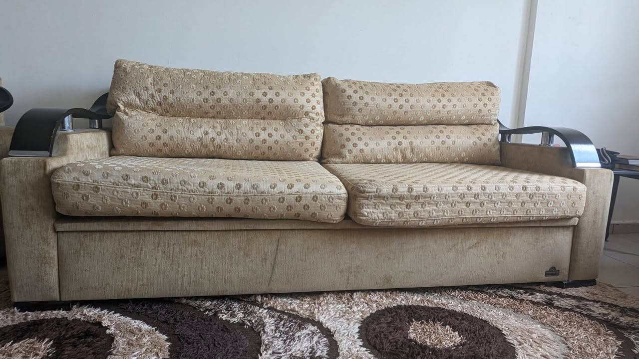 طقم كنب مورينوس ١٠ نفر ٤ مفرد و ٢ كنب يصير تخت نضافة مريح شي غير شكل لا يغرف التصميم اذا مو احدث شي بس الراحة و الجودة شي ع الاول و السعر ٤٠٠ الف و فيها مجال
البيع بسبب السفر و الا ما استغني عنو ولله


**إذا كنت صاحب هذا الإعلان وتريد حذفه لأي سبب، رجاءا أرسل رسالة إلى الدعم الفني**