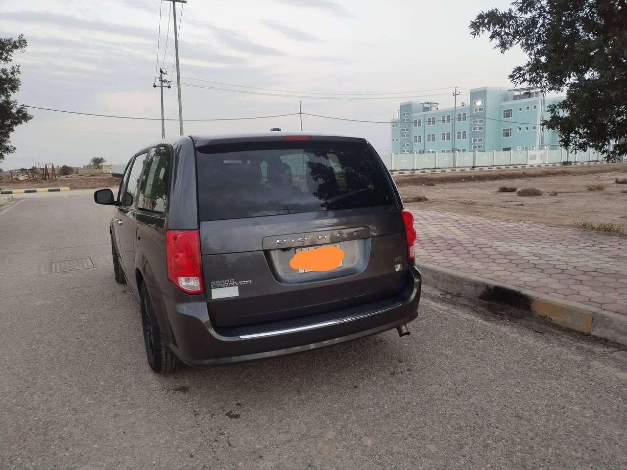 دوج كرفان موديل ٢٠١٩ رقم واسط ألماني سنويه جديده بيها صبغ بنيد وجاملغات بدون معجون تبريد ٣قطع كشن سياحي منفصل جام كهربائي مانع انزلاق ايكو تقليل صرف الوقود تحكم استيرن جهتين السعر ١٥٠ المكان كوت للاستفسار ***********
