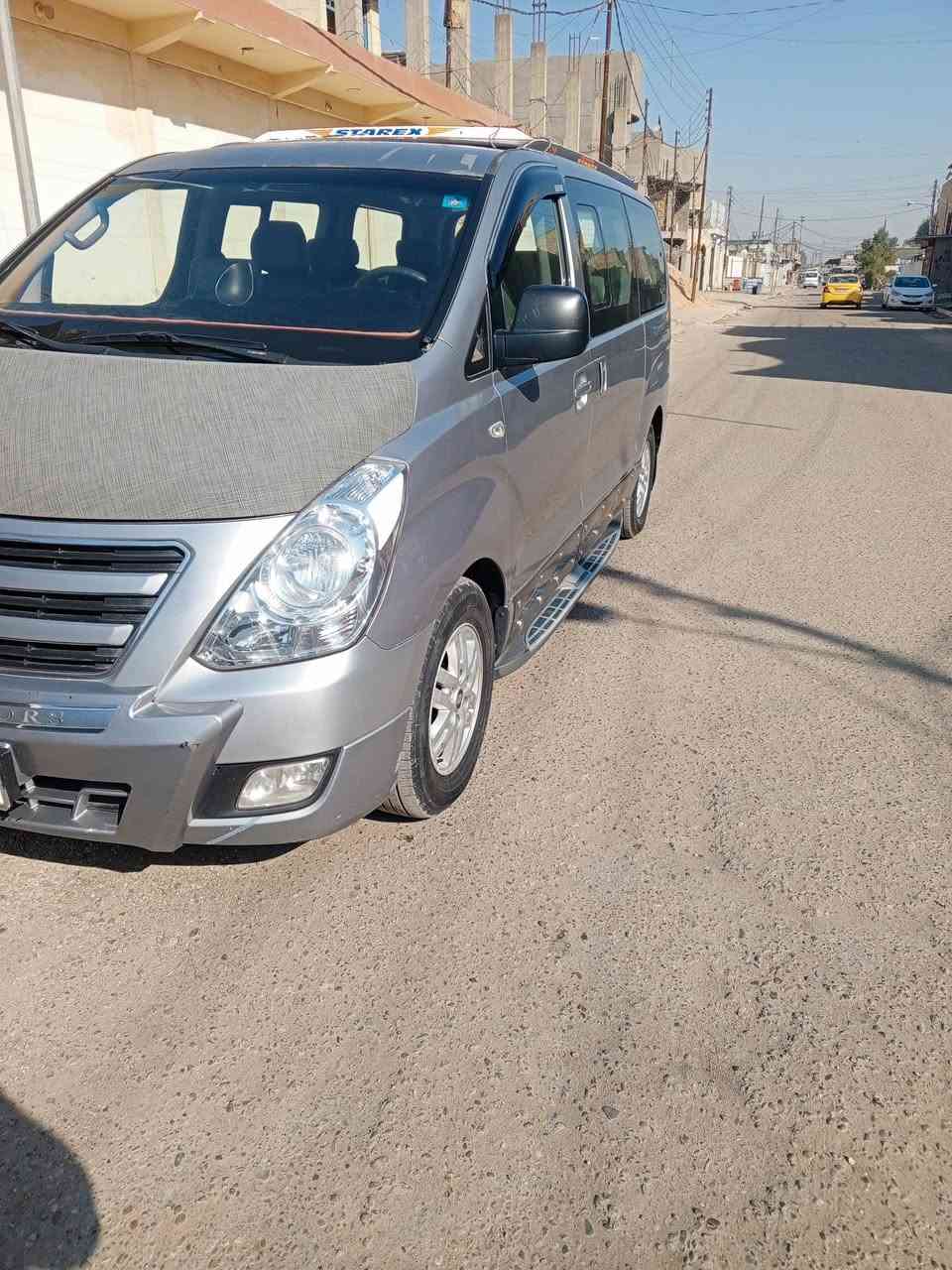 2016 معلايه 18 للبيع سياره بأسمي مكفوله بس باب السايق من كوريا الشراي يتصل على هذا الرقم ***********
