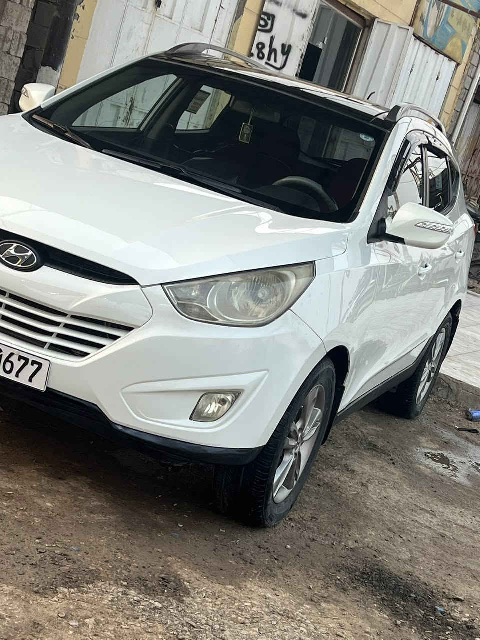 سيارة توسان موديل 2011 خليجي مكينه 2000دوش مكفوله ما عدا باب السدر مبدل بدون داخل السعر 138 وبيها مجال استفسار اتصل على الرقم ***********
