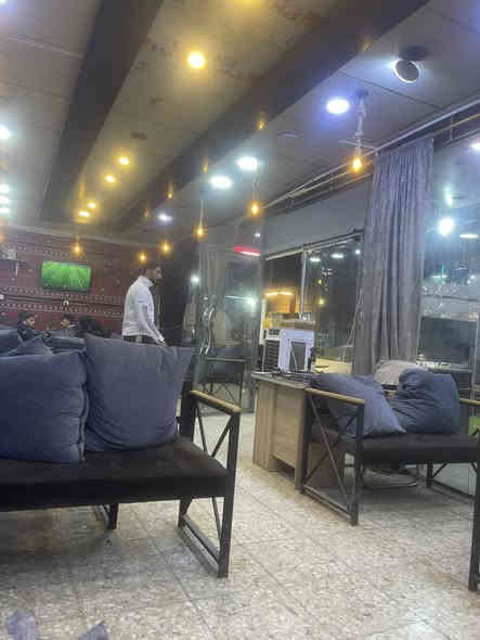 كوفي كامله متكامله للبيع الموقع الحبيبيه شارع السجه 
للاستفسار ***********
