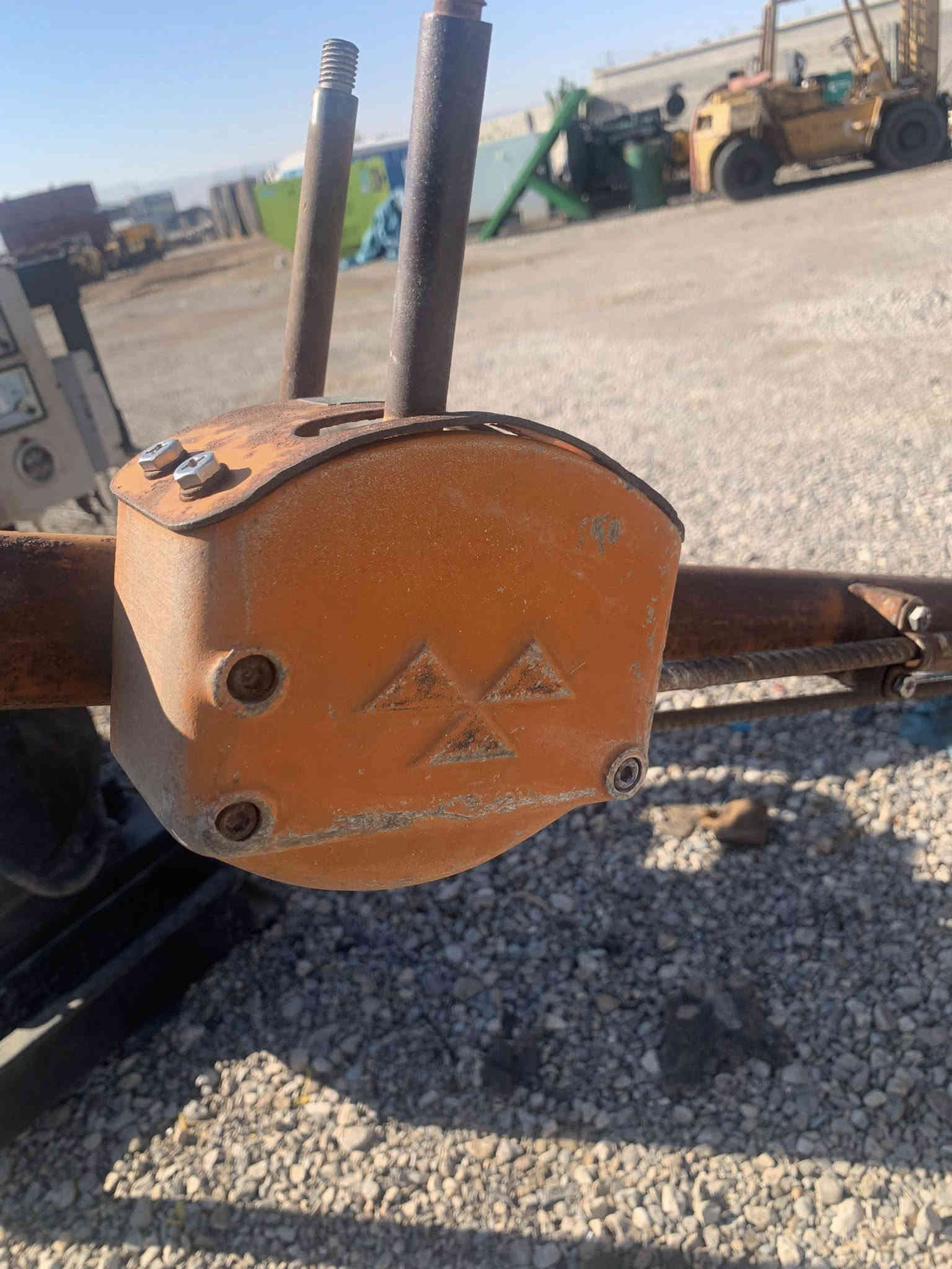 حادله ميكاسا يباني للبيع
١٥ ورقة *********** واتساب
