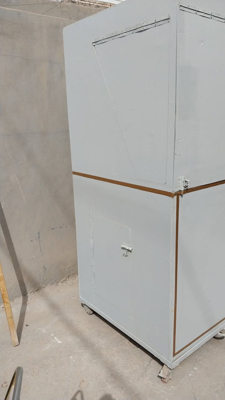 السلام عليكم 
بسطيه عطور جديده شغل درجه اولى بلوك ماليزي بس السقف والظهر معاكس الباقي كله بلوك موضحه التفاصيل بلصور مصبوغه وجاهزه وقاعده حديد تايرات بيها 
مكاني طويريج سعر 425


**إذا كنت صاحب هذا الإعلان وتريد حذفه لأي سبب، رجاءا أرسل رسالة إلى الدعم الفني**