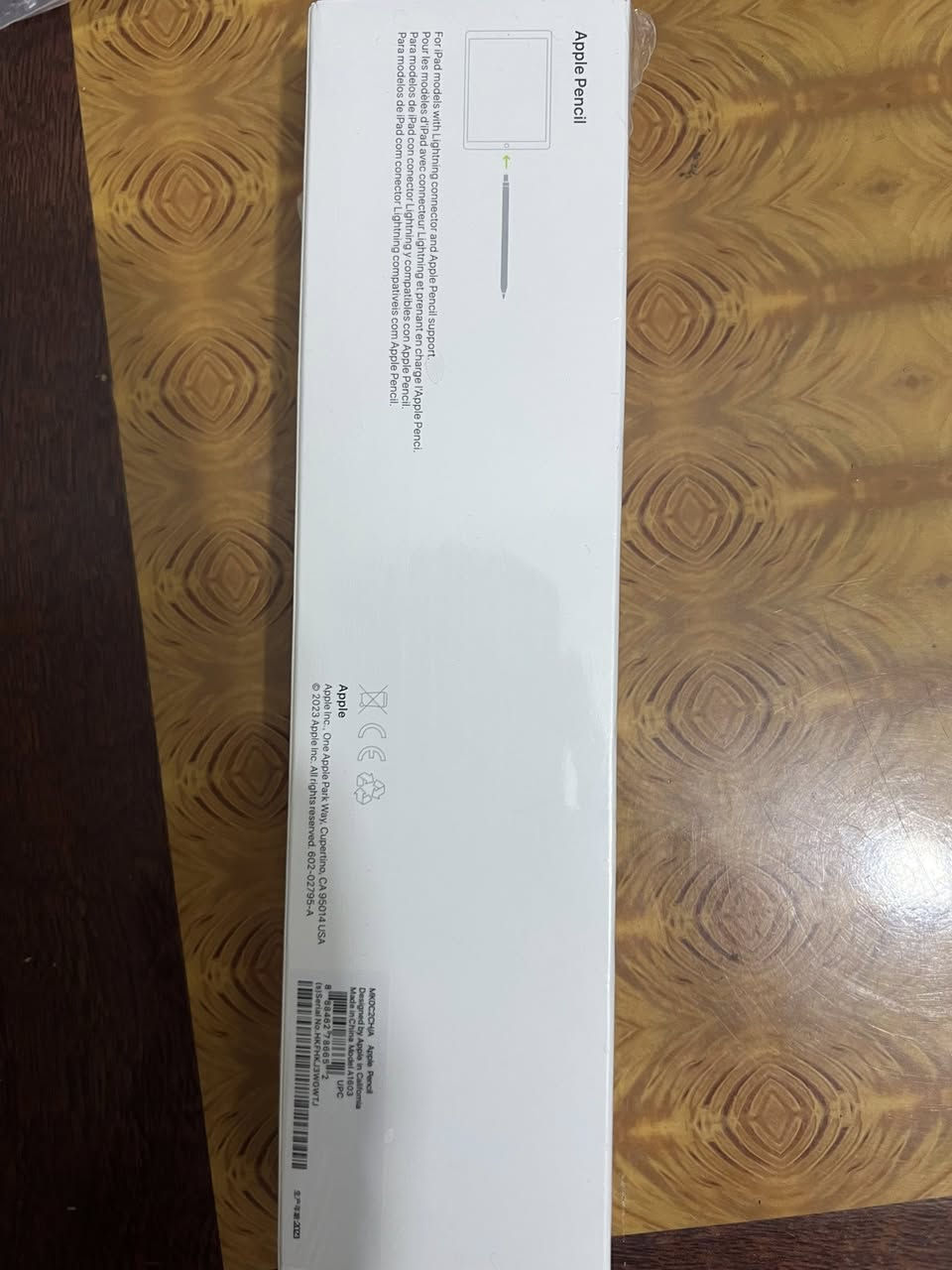 قلم ايباد اصلي. جديد ممفتوح 
اكتبلي سعر. يناسبه ويناسبك وبلعافيه ***********
