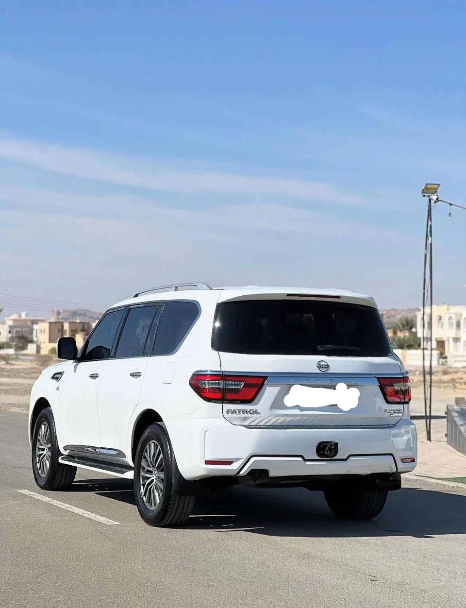 السلام عليكم نيسان ٢٠١٥ مصبوغة عام ليش مصبوغة عام مشخطه بدون ضربه بدون تبديل مقفوله قفل عام بس الصبغ محرك ٨ وحش عنوان بغداد السعر ١٨٨بيهه مجال قليل رقمها سليمانية بسمي لغاية ٢٩ شرط الفحص فول مواصفات رقم هاتف ***********👍💯❤
