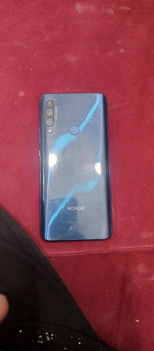 السلام عليكم جهاز HONOR 9Xلبيع
مكفول من كلشي شحنه خير من الله جهاز نضيف فقط ضهر مبدل ذاكره ١٢٨ مكاني بابل الهاشميه سعره ١٢٥ وبي مجال ***********
