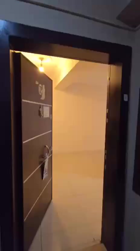 #للإيجار
مجمع mrf 2 شارع 100
#شقة 1+3 ثلاث غرف وصاله 
#أربيل

للمزيد من المعلومات التواصل على الرقم :
***********

https://wa.me/9647728258220
