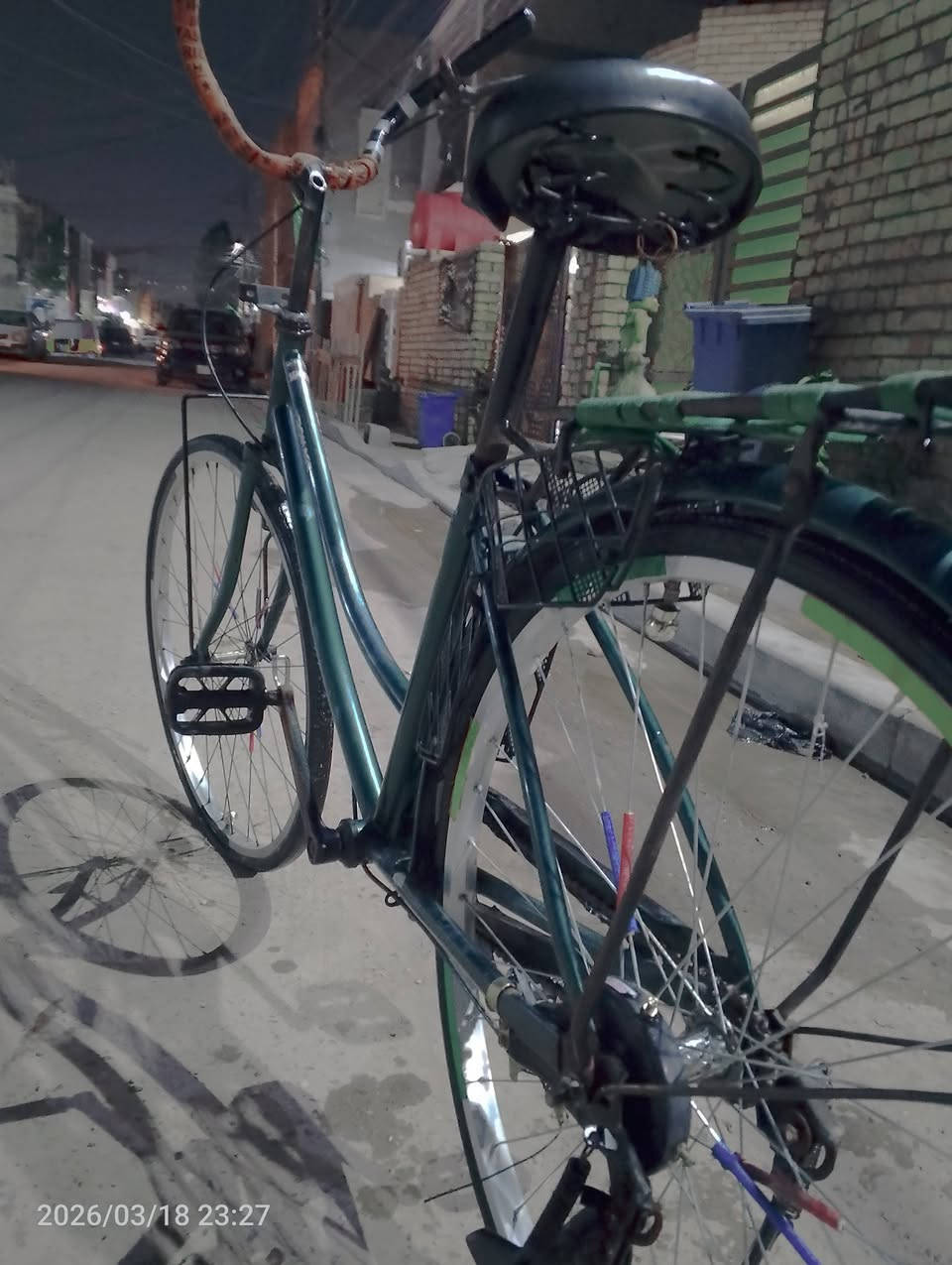 باسكل بناتي حجم 26شركه فلورماج
جاهز من كلشي بريك خلفي شغال تاير جدد سعر 75 مكان بغداد زعفرانيه


**إذا كنت صاحب هذا الإعلان وتريد حذفه لأي سبب، رجاءا أرسل رسالة إلى الدعم الفني**