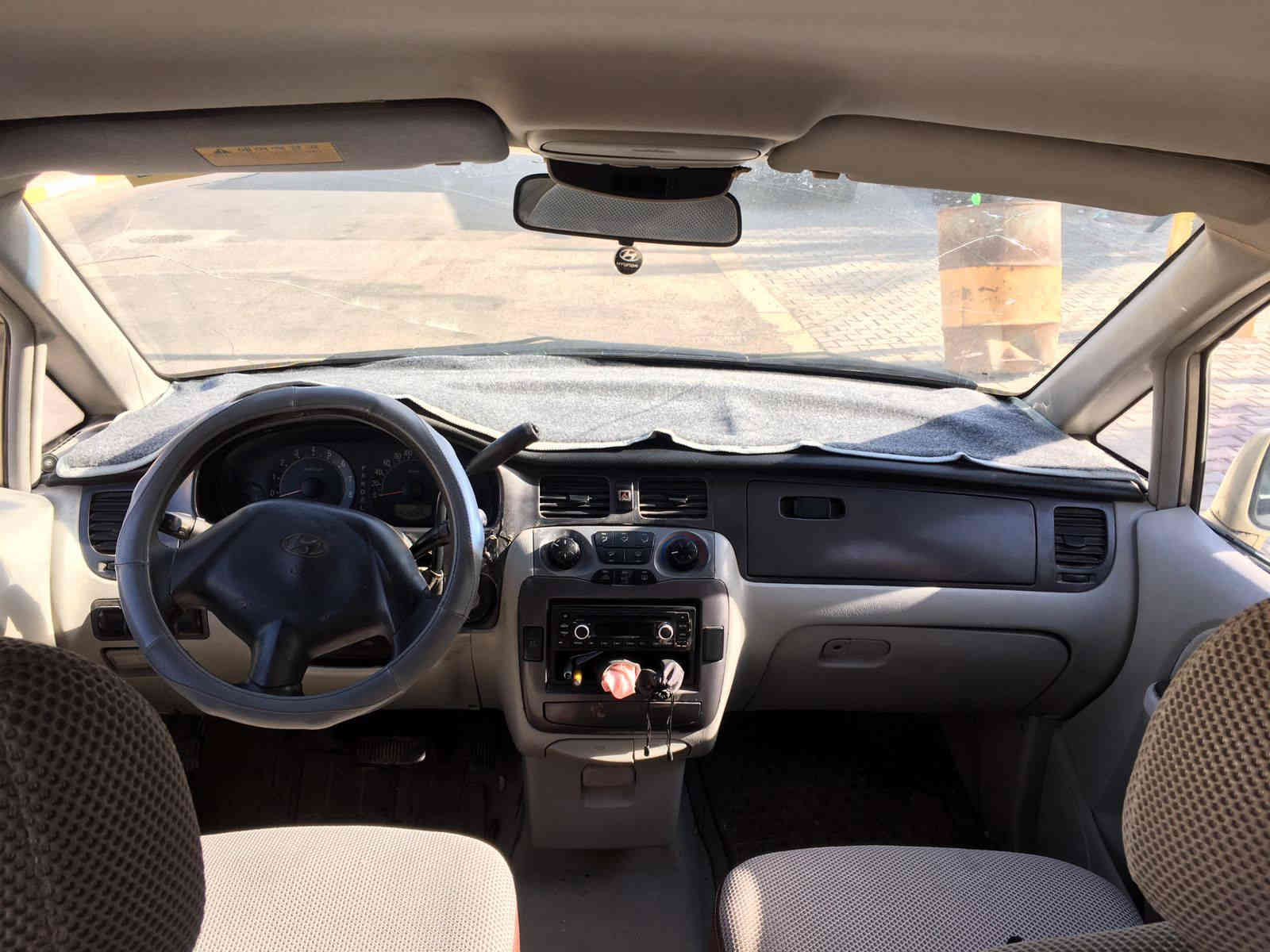 السلام عليكم
هونداي ترانجيت   رقم بغداد بسمي٧ راكب مديل ٢٠٠٦ مكينه ٢٧٠٠ ٦ سلندر سياره حلوه كير مكينه مكفولات تبريد قطعتين منقص غاز  مصبوغه عام للجماليه فقط بدون ضربه ولا خياس سياره مال عائله ترايك للبصره تحويل ثاني يوم  سعرها 79 وبيها مجال حك الجيه مكاني بغداد الدوره  اذا شراي اتصل ***********
