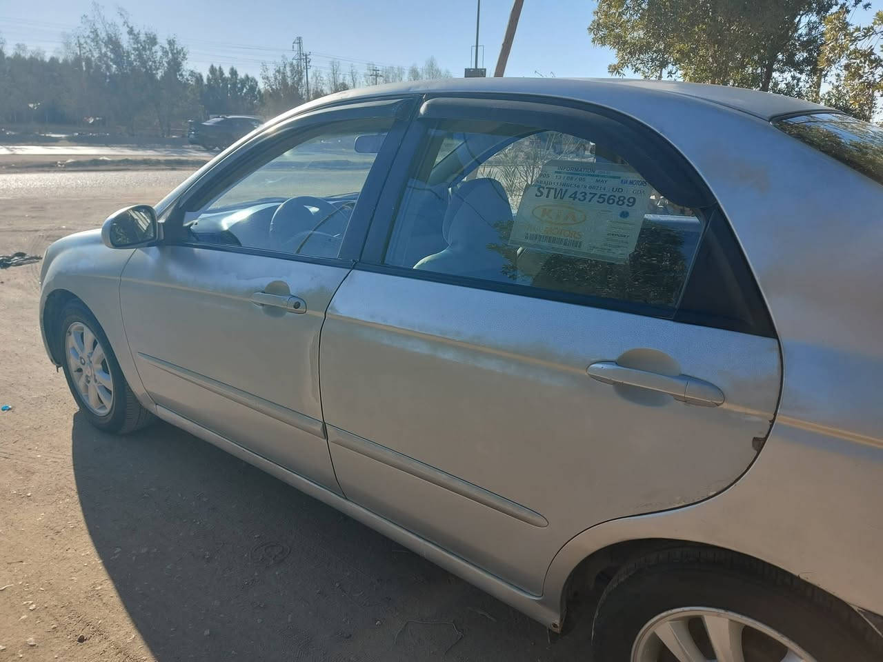 سلام عليكم  كيا سيراتو خليجي موديل ٢٠٠٦ للبيع محرك ٢٠٠٠ تبريد شغال حدادية زينه  سنوية ماساقطة ٢٠٢٦ بأسمي 
السعر ٧٢$ وبيها مجال قليل مكان السيارة نجف 
الاتصال بالرقم ***********
