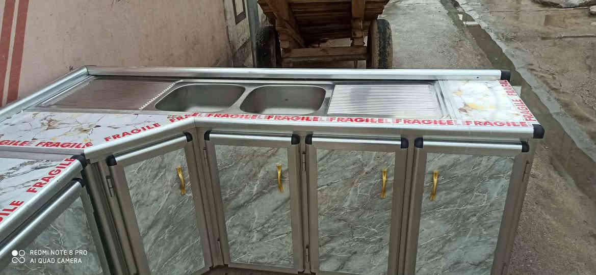 كاونتر ثقيل 
نضافه 90/100
السعر 390بي مجال بسيط 
العنوان موصل الرشيديه 
***********
***********
اتصلو عل ارقام
