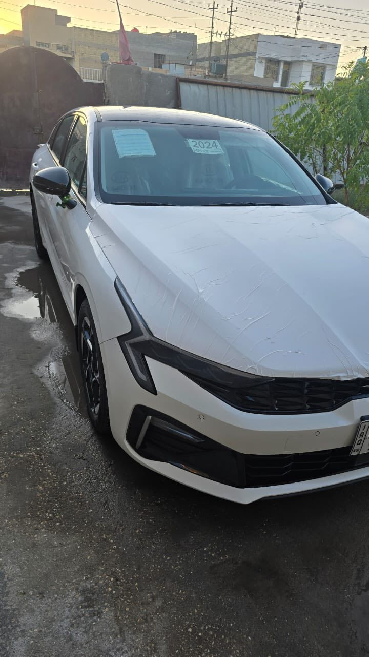 سلام عليكم كي فايف 2024
مكفوله كفاله عامه من كلشي 
فول مواصفات عده البنراما 
السيارة ماشيه 20 الف
السعر 217
موجوده بكربلاء    للستفسار ***********
