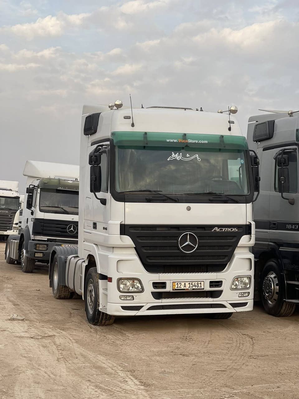 ﷽ 

ماشاءالله تبارك الرحمن 

معرض الصادق لتجاره السيارات والمعدات الثقيله

‏‭0774 808 5702‬
