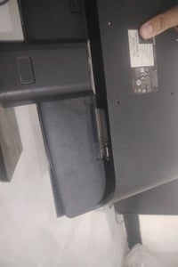 شاشات لبيع سعر 60 وحده علاه 30