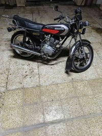 ايراني • تايرات نضاف • كهربائيات شغالة