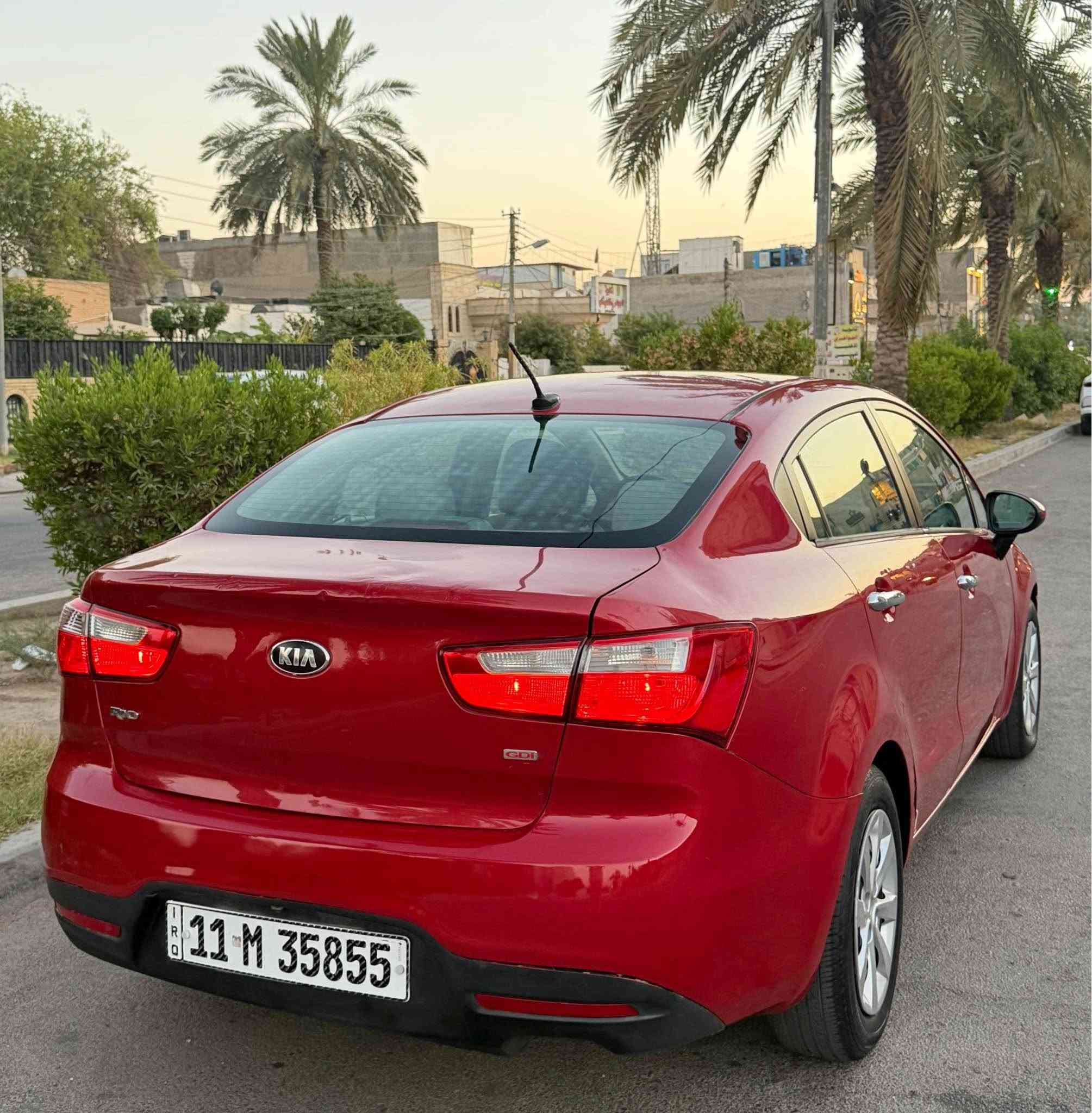 السلام عليكم للبيع كيا ريو 2014 وارد امريكي حادثة جاملغ و بنيد سطحي بدون دواخل بدون ايرباك ليبل واحد بدون تبديل صبغ جاملغين و بنيد + شبر بالجاملغ الخلفي مواصفات ( شاشة جبيرة كامرة - ٤ دسك - نضام ايكو - مانع انزلاق - تحكمات ستيرن + كروس - محرك 1.6 ) وباقي الموصفات المعروفة ماشية 88 الف فقط
محرك وكير مكفولات صدر تخم تاير تبريد كله جاهز 
رقم بغداد ب اسمي سنوية هزة ارقام كلهن جدد 
السعر 79 ورقة 
للاتصال *********** بغداد, العراق
