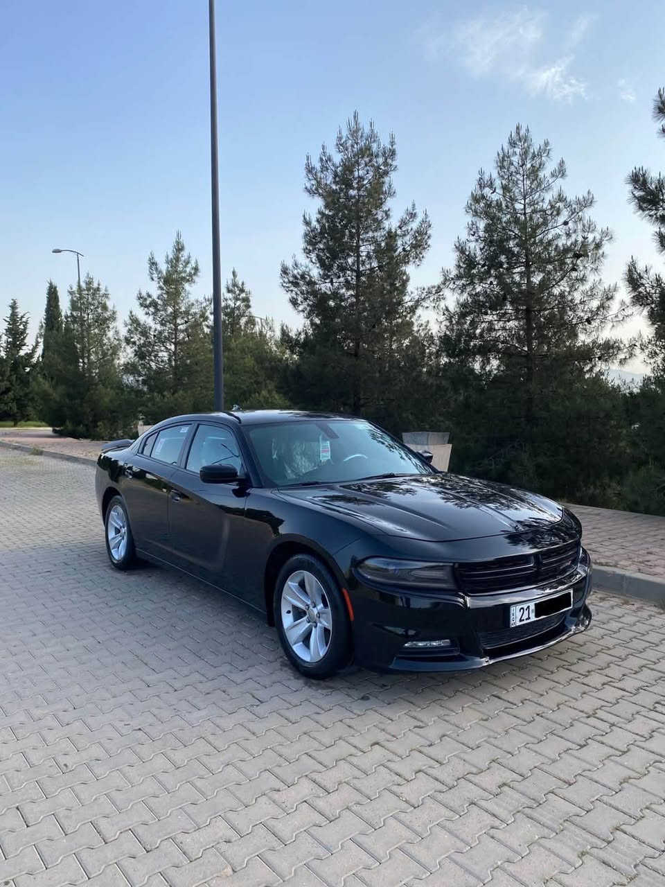 جارجر 18 كلين sxt مكفولة بدون صبغ بدون بارد بدون رصعة بس بالجنطة اصبعين pdr محرك ٣٦٠٠ ٦ سلندر كاربلي شاشه جبيرة كير ماوس تشغيل عن بعد لايتات زنون عدسات تو ويل كاميرا خلفية حساسات وهزة وسنوية ٢٠٢٨ وباسمي مكفولة الكير والمكينة حداديه ترايك للبصرة تبريد ثلج ومابيه اي نقص والسونار بالصور ماشيه ٧٥ مايل قابله للزيادة وكعدته تخبل ما شاء الله مكان السيارة ديالى 
السعر مناسب مستعجل على بيعته 
خاص او اتصل
***********
