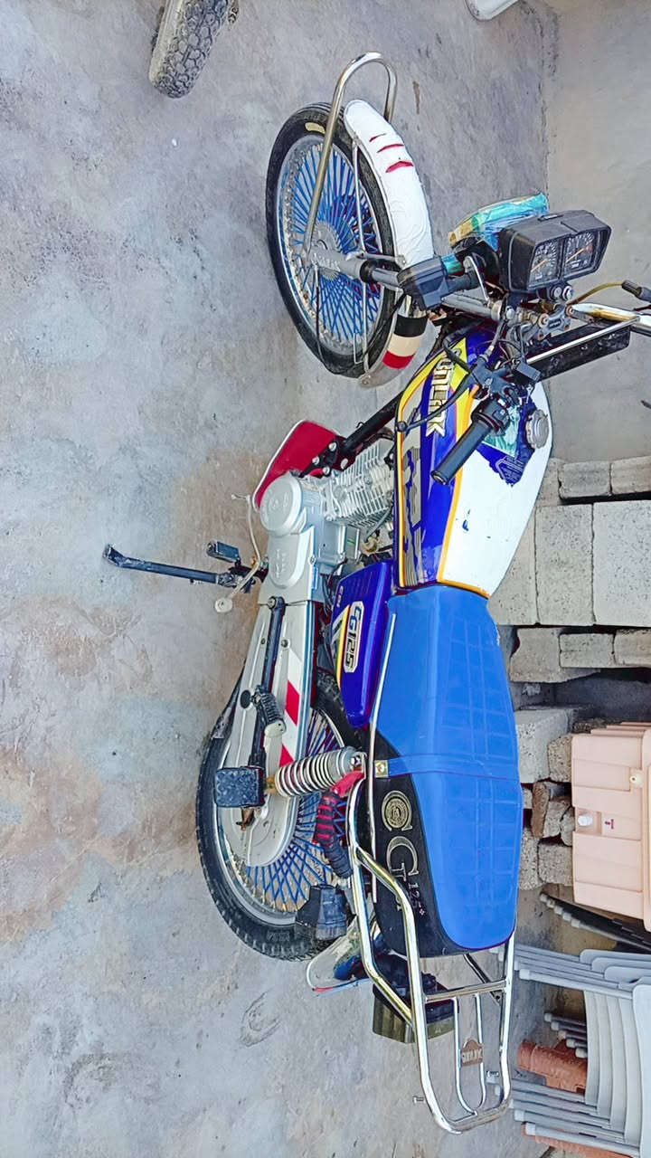 سلام عليكم تايكر موديل 24 دراجه حلوه مال جناي دراجه محرك بلاد اوراق كامله مابيها نقص دراجه كامله الشراي خاص مفتوح أو تصال عل رقم *********** ✈️🔥
