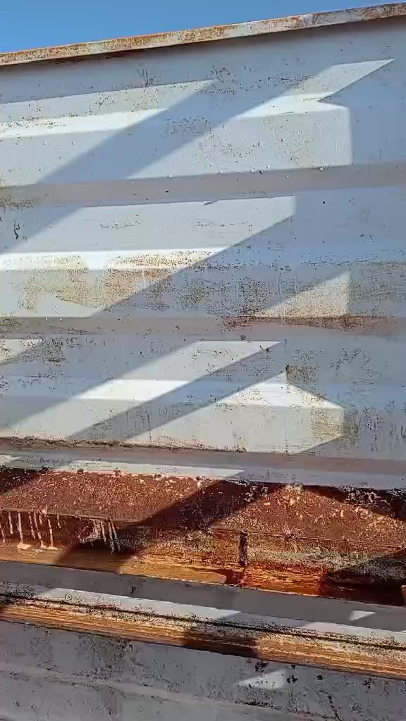 سلام عليكم محجر اتيكو 7وربع علاته متر وتسعين ***********
