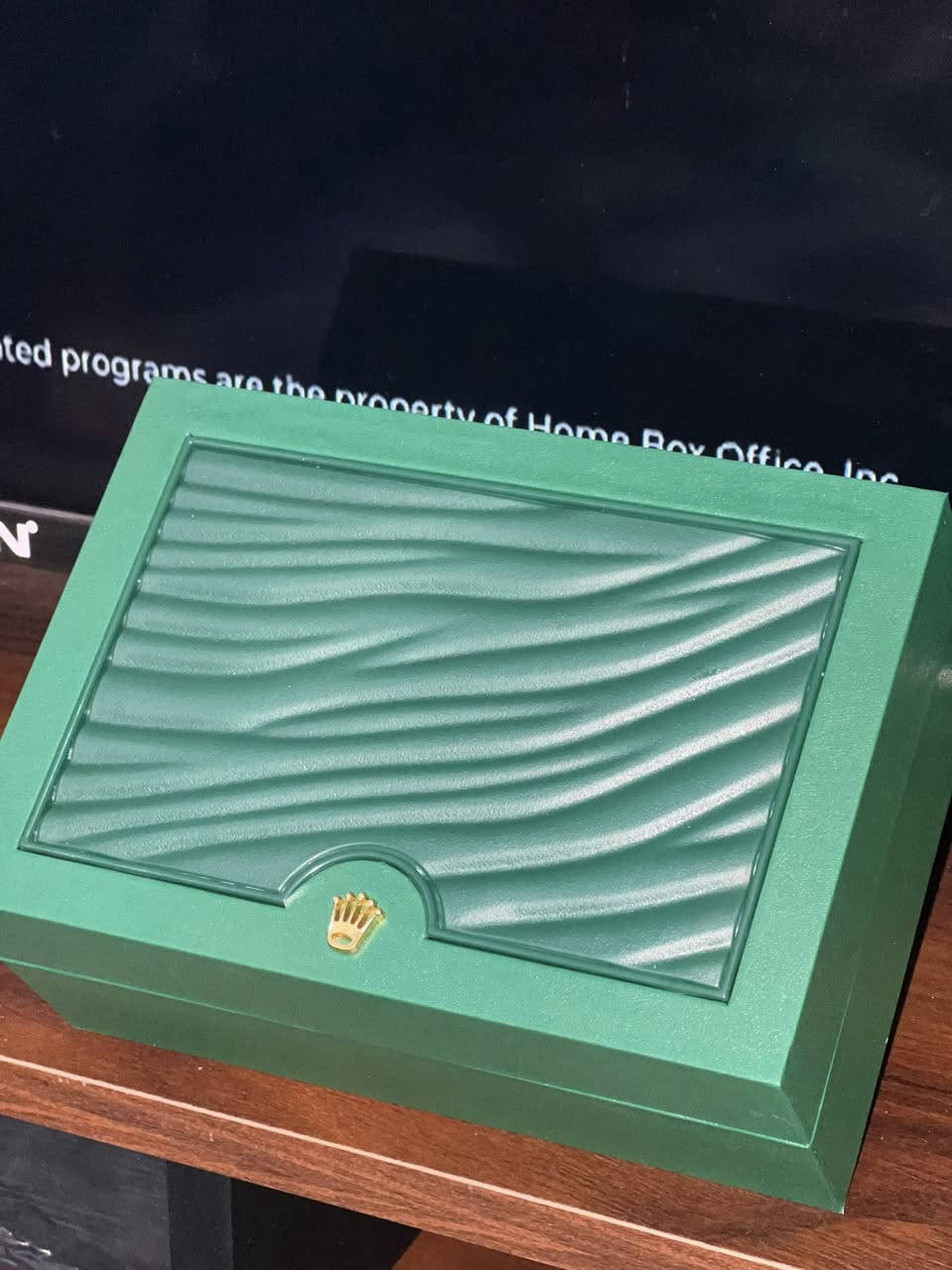 ساعة ROLEX
وياها كارت شراء ولضمان كاملة الساعة بيها ختم مطلي بلذهب عيار 18
اعلى سعر ابيع 
الساعة اصلي


**إذا كنت صاحب هذا الإعلان وتريد حذفه لأي سبب، رجاءا أرسل رسالة إلى الدعم الفني**