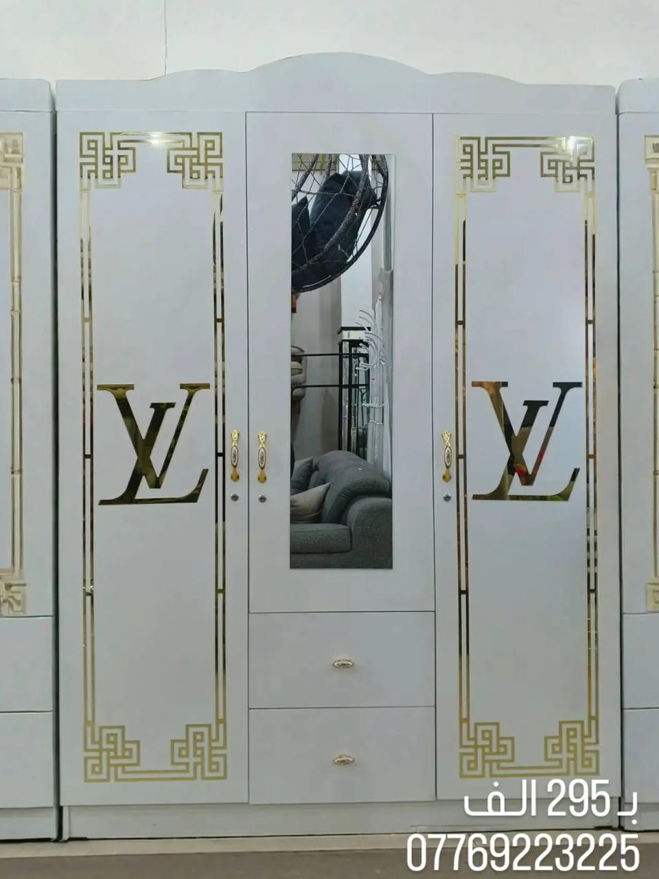 كناتير تركيا🇹🇷🇹🇷🇹🇷
الـ 2 باب بـ سعر 195 الف قياس 210*100
الـ 3 باب بـ سعر 295 الف قياس 210*150
الـ 4 باب بـ سعر 395 الف قياس 210*200
خشب بلوط HDF صبغ حراري ظهر بلوك
يوجد توصيل داخل تكريت
*********** واتساب فقط
