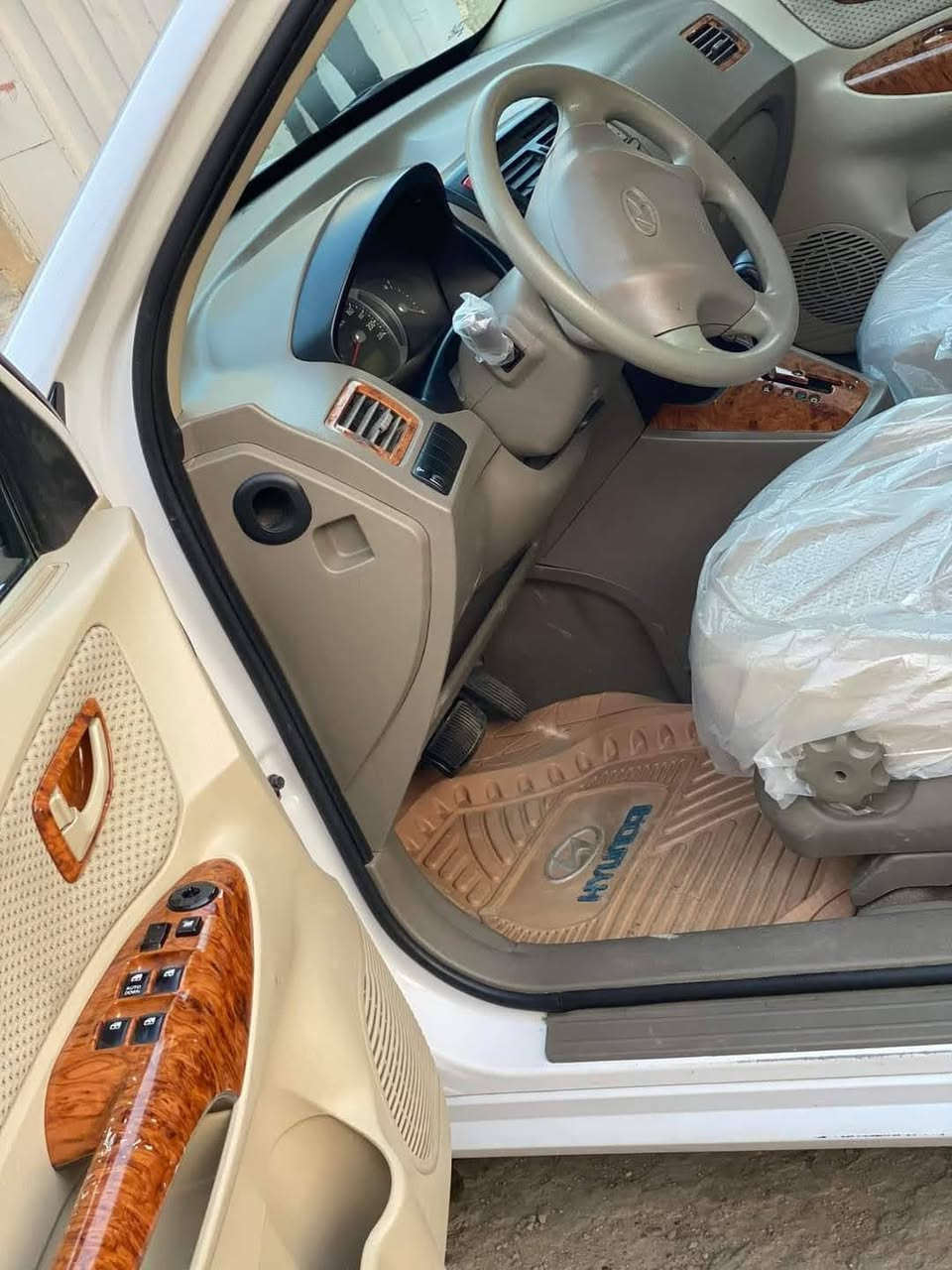 توسان 9
كفاله عامه نظيفه جداً 
ماشيه 135
رقم بغداد مشروع وطني 
العنوان ذي قار الناصريه 
الهاتف واتساب ***********
السعر 130 بيها مجال
