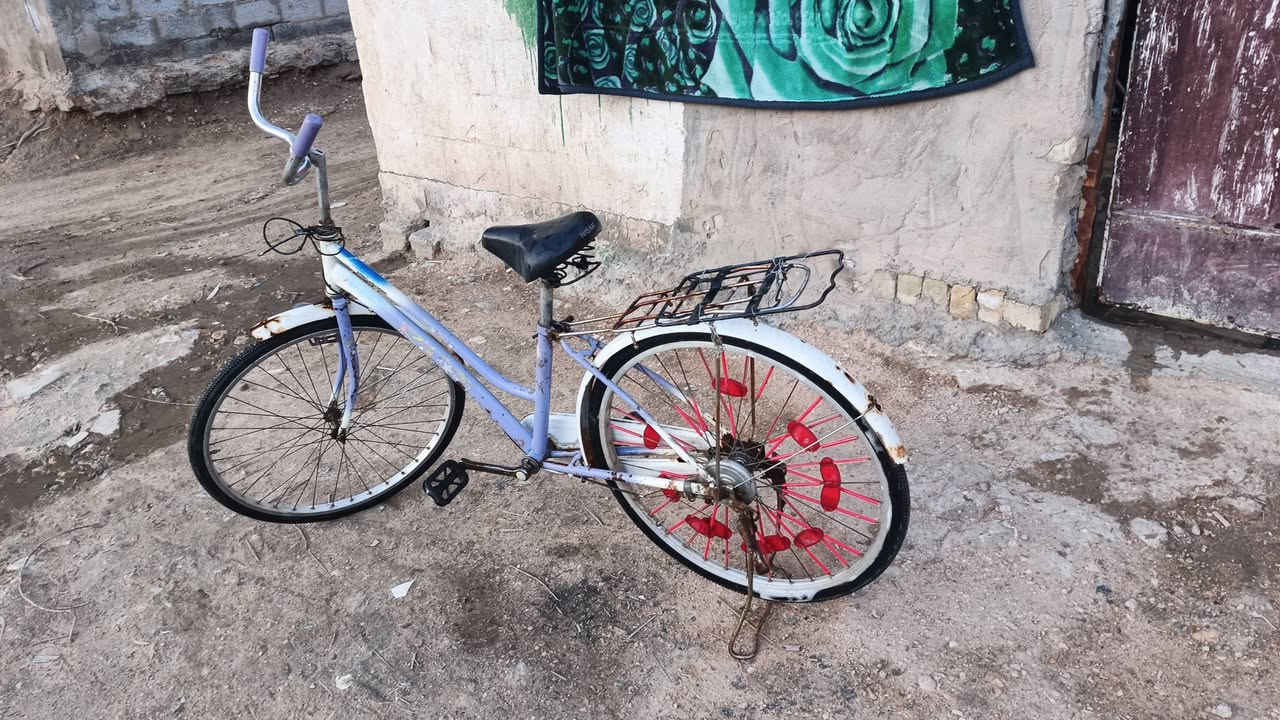 سلام عليكم ورحمة الله وبركاته بايسكل ياباني سعر ستين60وبيه مجال مكاني كربلاء فريحه ما نقصه شي بس بريك ويده بريك للاستفسار ***********
