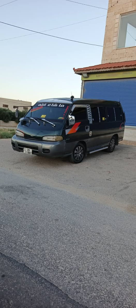 بسم الله الرحمن الرحيم
باص هنداي H100 موديل ٩٨ //كاش كاش كاش
فحص جيد جيد
قصعه 
قصعه 
ماتوووور 60 
قير جيد
ببكس جيد
ترخيس سنه 
 من دون ملاحضات بدي لا قص ولا غيار ترخيص سنه كامله جنط كوشوك نضيف دهان دهان 95% نصيفه مشيه نخب ولا طقه  مئثره عليه
يعني الباص بالصلاه على سيدنا محمد مش بحاجه برغي شغل وامشي كل شي واضح بالاعلان للبيع بسعر مغري2800

 للتفاوض بشيء بسيط بعد المعاينه 
الله يبارك لصاحب النصيب 
للتواصل0792506063


**إذا كنت صاحب هذا الإعلان وتريد حذفه لأي سبب، رجاءا أرسل رسالة إلى الدعم الفني**