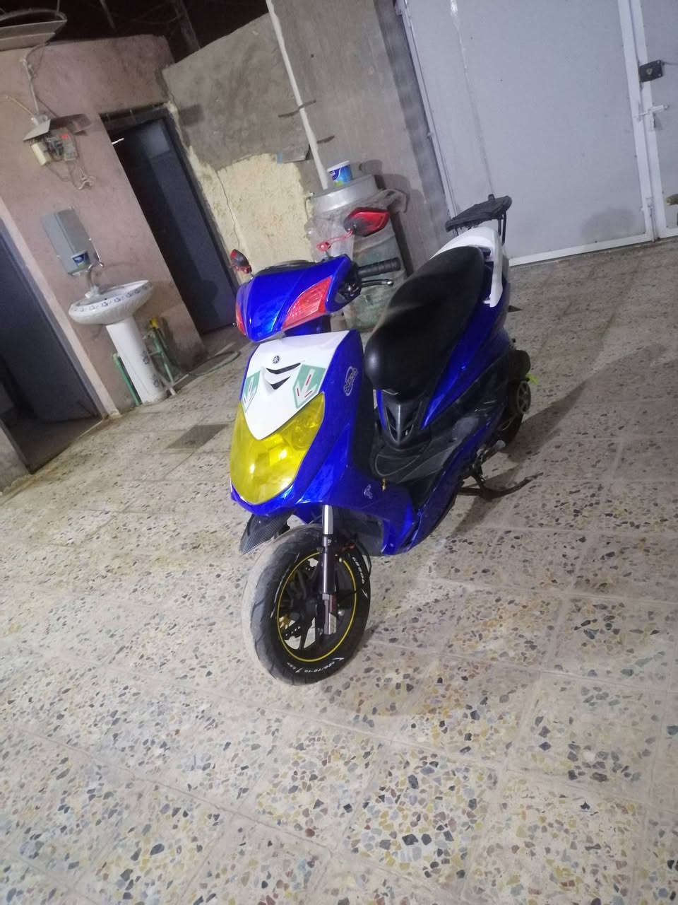 سلام عليكم دراجة سكنس فحل تفصيخ شنو تريدة موجود 
 ويلNCY
وصدر NCY
مكينة كور رياضي 
وصالنصة حلزون
بية هواي تزويد بس اريد اختصرك ما احب اطول عليك خير من الله توصيل موجود كل محافظات العراق بس شراي يراسلني ويدلل ***********
