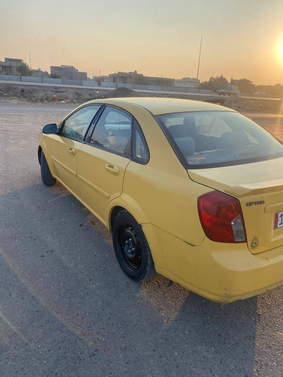 السلام عليكم .اوبترا خليجي 2008 .صدر أمامي خلفي جديد كير مكفول ومكينه بيهه تبخير .تخم تاير جديد باتري جديد  داينمو مال كصه  تتفئه وتبريد شغال سياره مكفوله فقط جاملق أمامي مبدل كهربائيه السياره كلهه شغاله .مصفره هيئه غرامات سنويه بأاسمي مشروع وطني.العنوان بغداد  ابو غريب .السعر 60 وبيه مجال .للاستفسار واتساب***********
اتصال ***********
