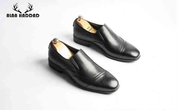 ⁨ ⁨ صنع في العراق 🇮🇶 
 جلد طبيعي من داخل والخارج جلد طبيعي 
⭕ السعر 65,000 الف مع توصيل 
*********** :📞
📍:خانقين مقابل مركز شرطة خانقين
