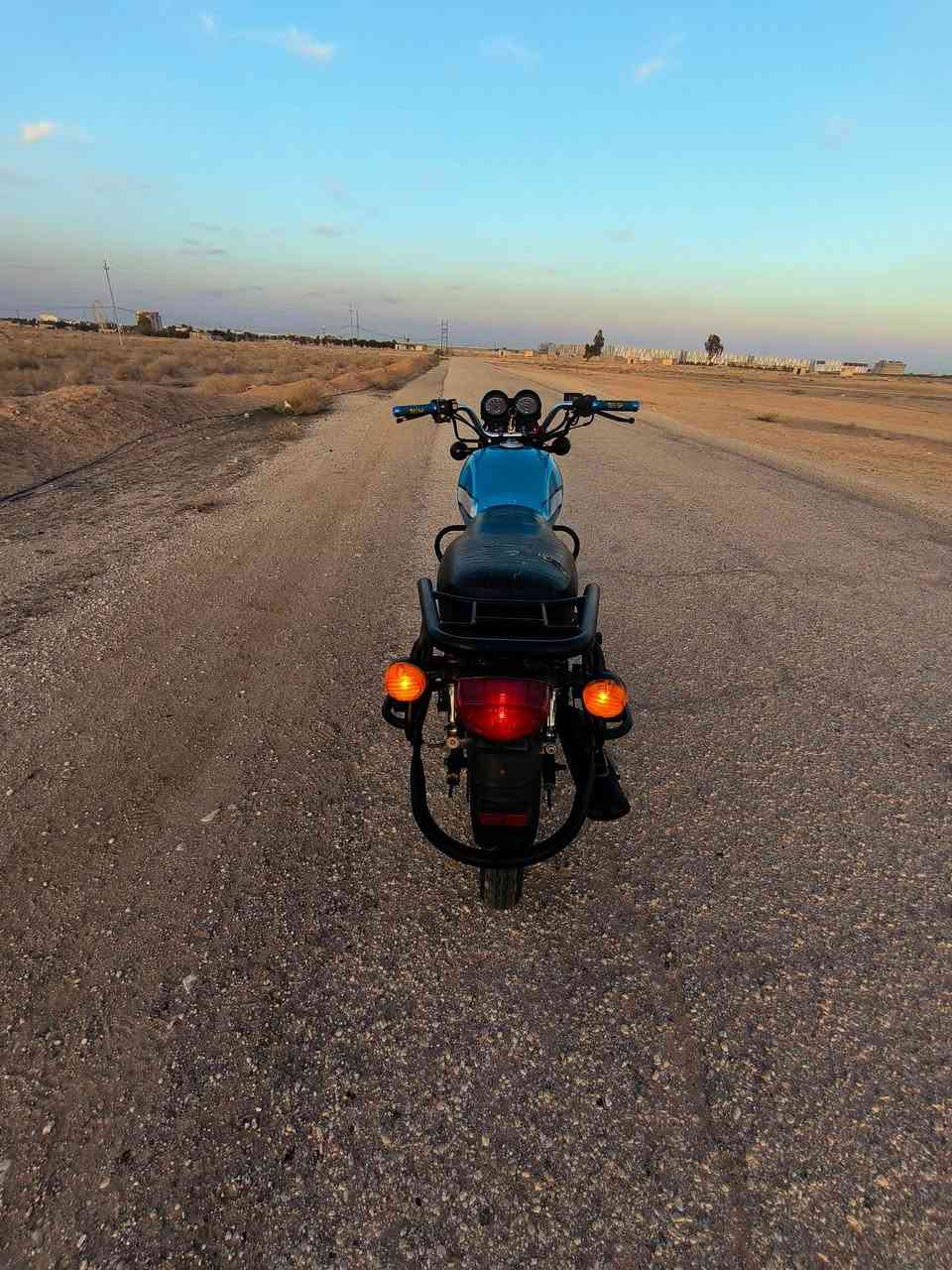 السلام عليكم للبيع دايون نفخ موديل 22دراجه وراق صولي كفاله تروح ترقم يمته ما يعجبك نضافه 95دراجه حلوه وناعمه ومرتبه كلش ما ناقصه شي سعر 1500 مليون وخمس ميه  وبيه مجال قليل،رقم ***********
