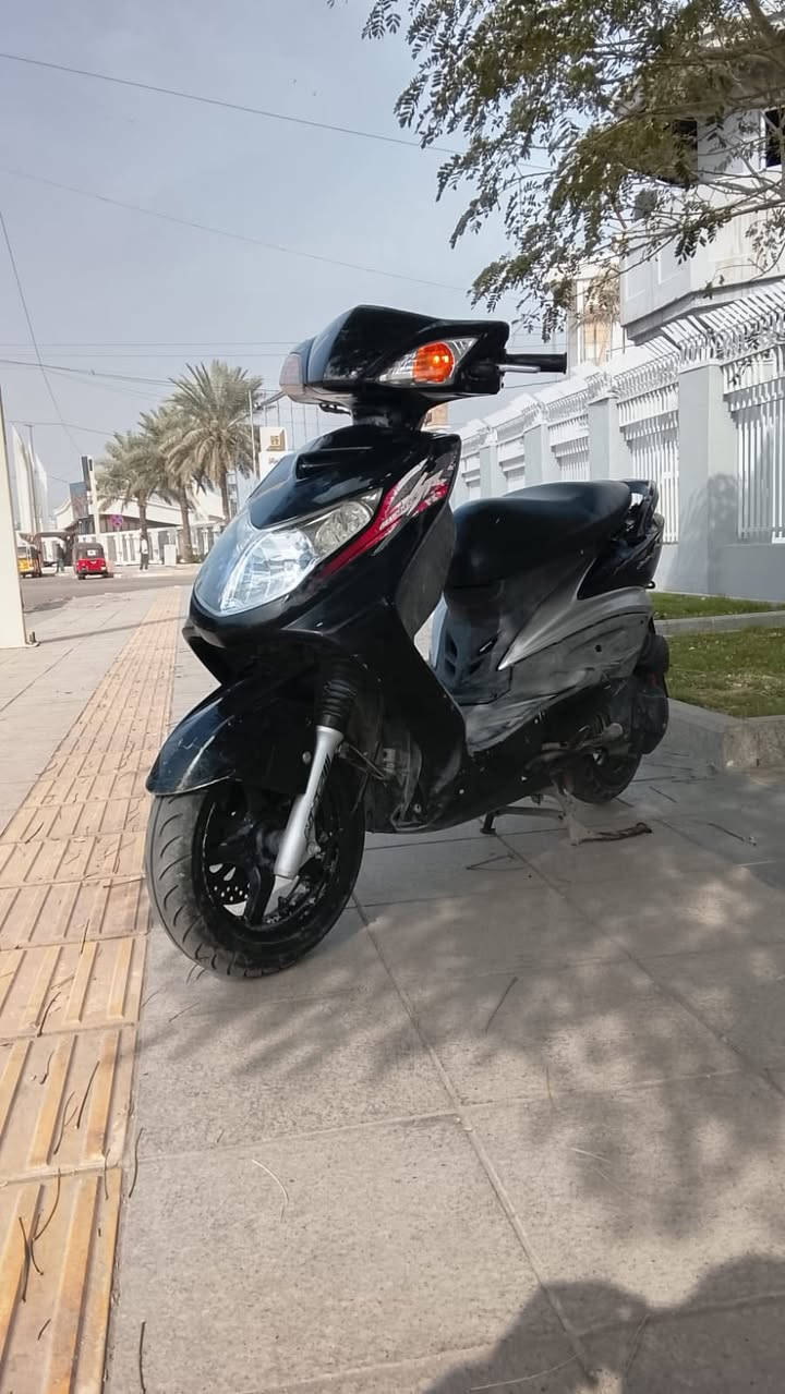 سلام عليكم دراجه سكنس فحل نوزل خطين دراجه كفاله عامه مال رمبه بعده بملحه مكينه مكفوله برغي ممفتو بيه كامله كهرباءيات كله شغاله دراجه سلعه معدل فول مكينه خرسه زبده السعر 900 وبيه مجال  دراجه تجي تاخذه من باب البيت المكان بغداد الكرخ قرب بانزين خانه العلاوي استفسار ***********
