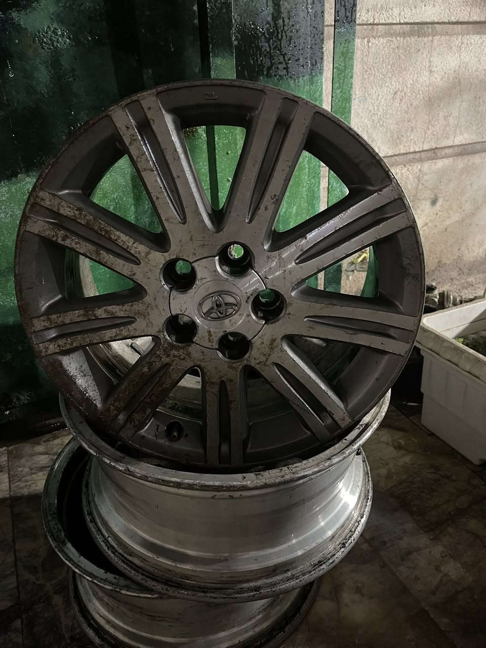 ويل اڤلون اصلي نظيف جدا العدد ٣ ذي قار ***********
