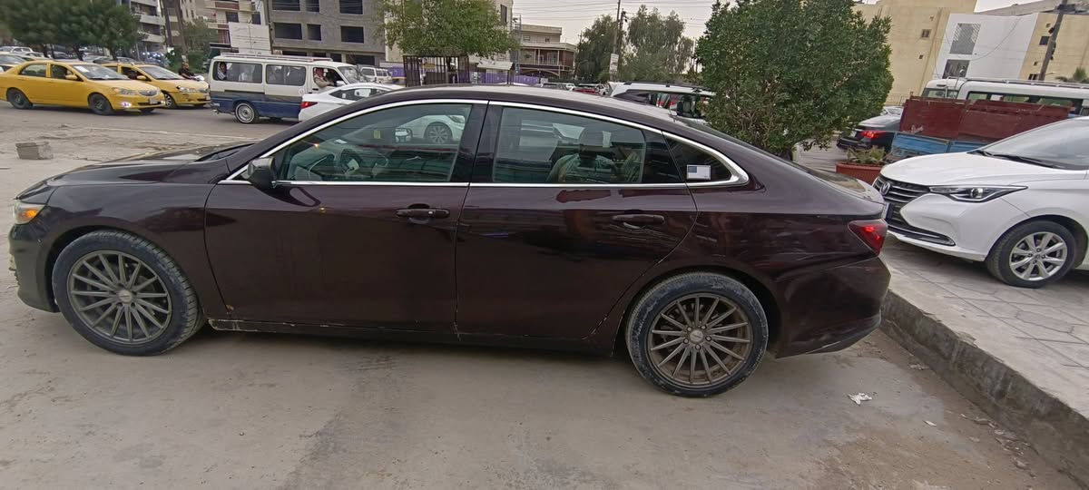 السلام عليكم
للبيع ماليبو2020  
رقم اربيل  سنوية جديده
محرك : 1,5 توربو 
المواصفات .
* شاشة كبيرة 
* كشن سايق كهربائي 
* بصمة تشغيل 
* بصمة ابواب 
* كامرة خلفية 
* تحكمات ستيرن 
* كروز سرعة
كير مكينه مكفولات

مكاني بغداد
بيه جاملغ يسرى تبديل وباب صدر يسرى تبديل بغداد, العراق


**إذا كنت صاحب هذا الإعلان وتريد حذفه لأي سبب، رجاءا أرسل رسالة إلى الدعم الفني**