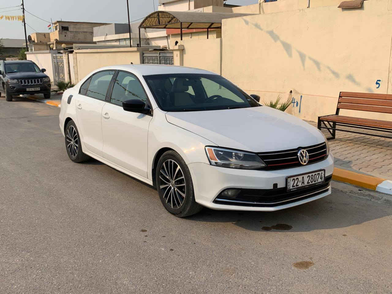 ڤۆلکس واگن جيتا 2016 سپى بەفرى 
شاشە گەورە كوشن جلد و دوو ڕەنگ و ھيتەر 
شەغال جام حەساس  گێر ئۆتۆ عادى سپۆرت 
مەكينە ١٨ تۆربۆ سەنەوى نوێيە بەناوى خۆمە سەنەوى ٢٠٢٨ 
زۆربەى شتەكانى نوێيە  توندو تۆڵە
كۆبۆنى بەنزينى ھەيە 
١٧٩ ھەزار  km ڕۆيشتوە 
 ٢٤٠ ھەزار غرامەى لەسەرە  

سعر : داوای بکە لە کۆمێنت ڕاستەوخۆ بۆت دێت 🤖 

يەك پارچەى ھەيە بەس بۆنيت  سوبغە 
يەك سەرە شانصى سبوغە 
ئێرباگ بەس سوكان تەقيوەو سيستەم كراوەتەوە 
گێرو مەكينەى بەشەرت 

بۆ پەیوەندی کردن بە خاوەنی 

***********
