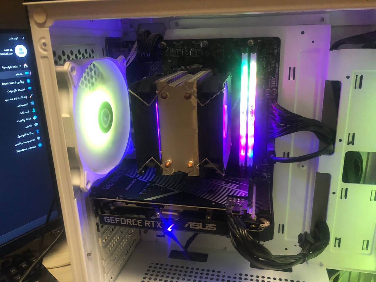 Pc فقط 800
المعالج i5 12400F
الرام  3200 16G DDR4
كارت الشاشة RTX 3060 12G
هارد m.2 512G
بورد سبلاين 750W
4 مواوح ار جي بي 
الرام ار جي بي 
فقط كيس للاستفسار واتساب ***********
او مراوس بلي 5 او 4
