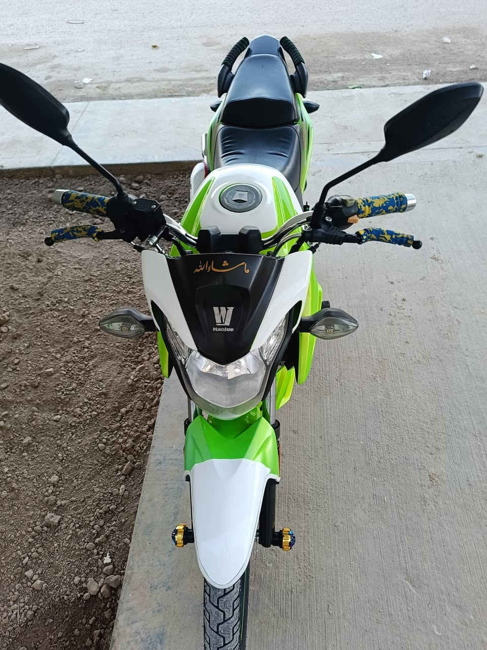 السلام عليكم 
 هاوجي بطح موديل 21 مكمرك كامل بس تسجل 
دراجه نضيفه مرتبه خير من الله 
ماشي 30 
تجي تفحص بيدك تدلل 
السعر 1.950 بي مجال حك الجيه 
مكان عنه 
***********
