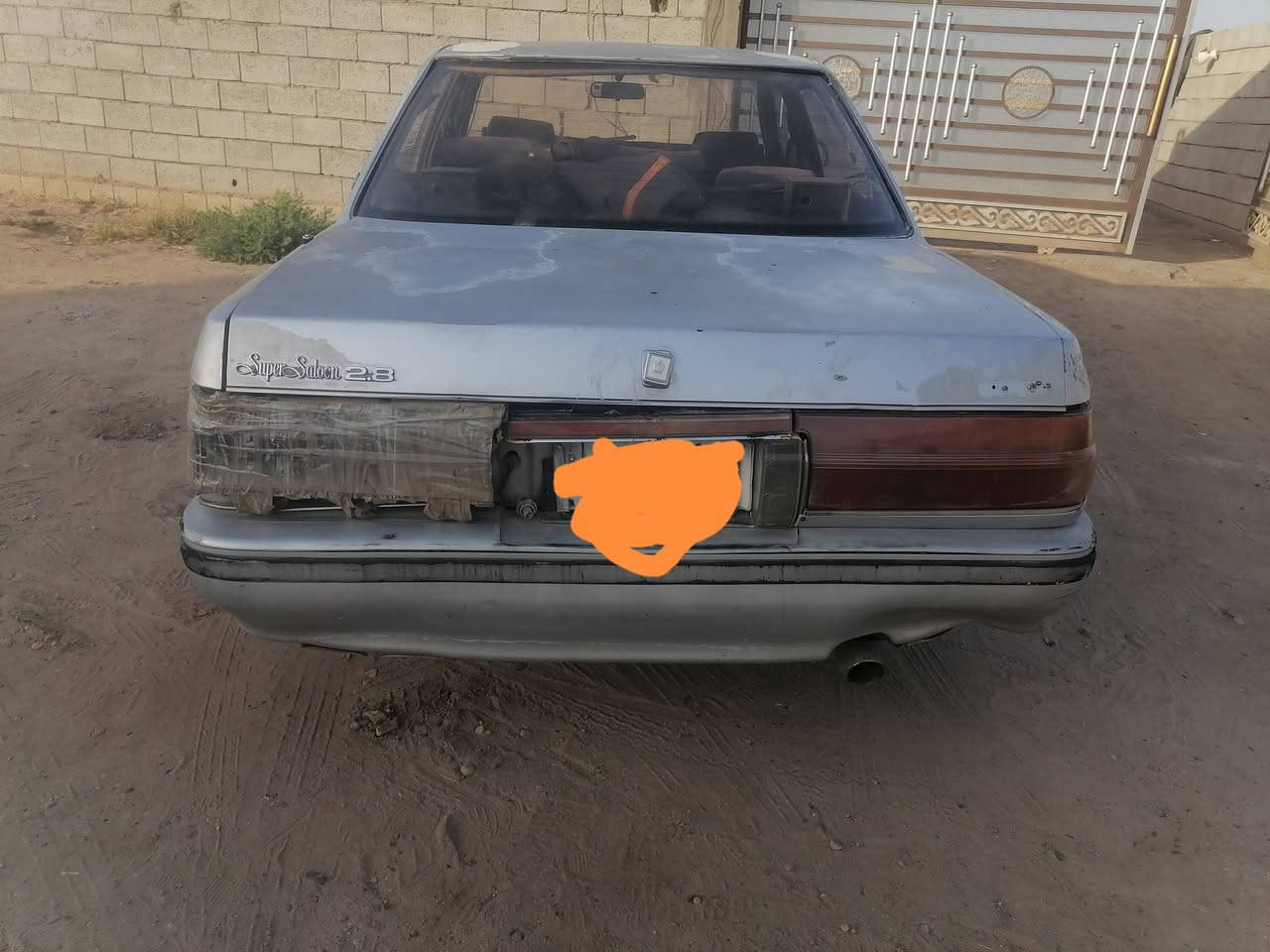 سلام عليكم هارتوب الموديل1991 السياره السنويه ضايعه عندي بيهه واجهيه السياره اضمنلك محرك وكير  يرادله ترتيبات السعر18ورقه بيهه مجال مكاني الرمادي الرقم ***********
