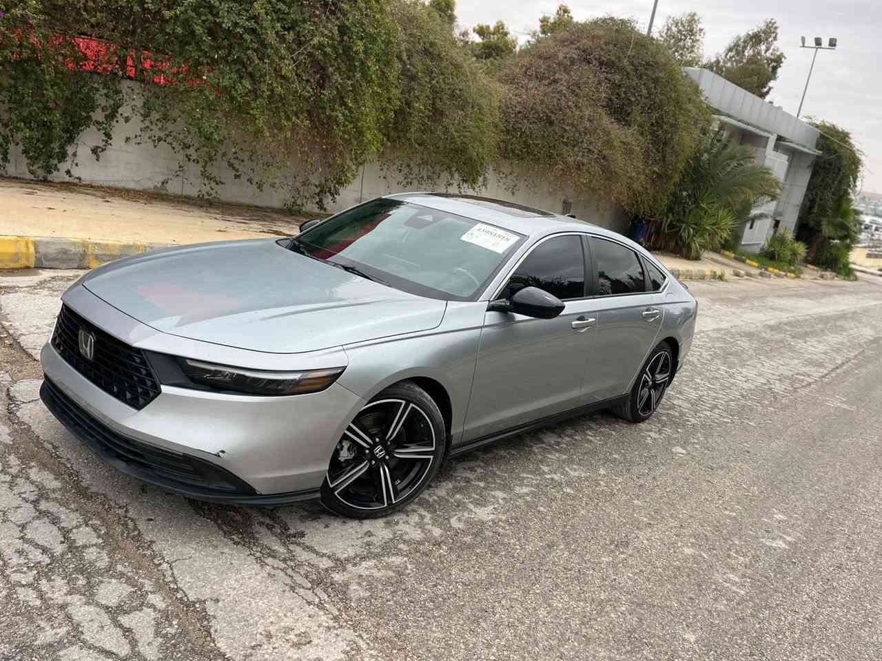 هوندا اكورد هايبرد 2024 sport
السياره حاليا بالحره 

مبدل بابتين اصلي ومصبوغ 

السعر بالحره ب160

ماشيه 23 الف مايل 

ترهم كتاب شهداء وترهم تترقم اربيل 

للاستفسار 

***********

بغداد حي جامعه
