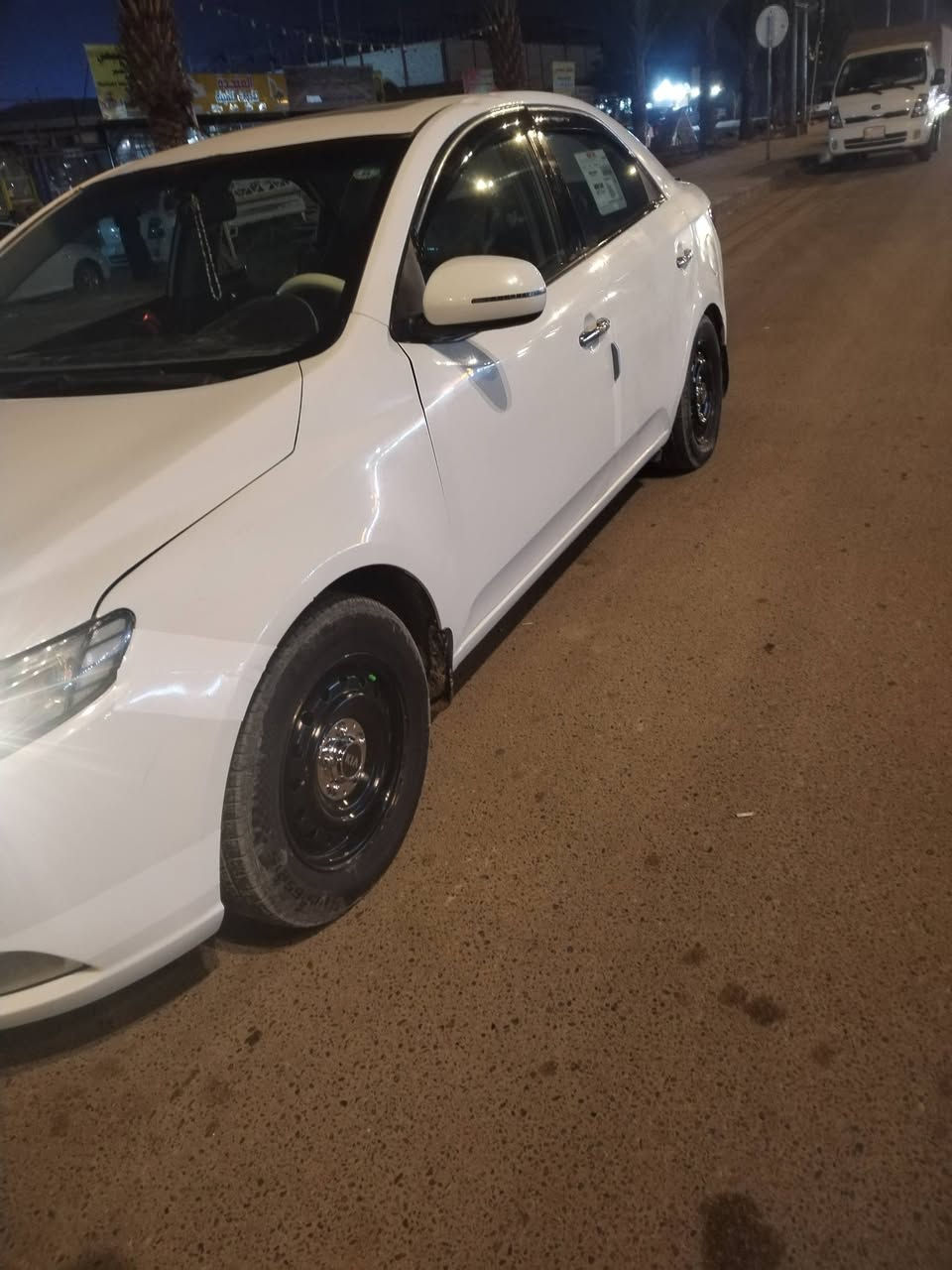 سلام عليكم سيراتو مديل ١١ فول بصمه فتحه واحد عله واحد مكينه ١٦٠٠ السياره حلوه ماعايزه شي جاهزه كير مكينه تبريد شواصي كفاله بدون ضربه بيه رشات صبغ ابيع احزام رقم أربيل انكليزي جديد سنويه لل ٣٠ سياره جاهزه ماعايزه كلشي حلوه كلش بالعافيه عل ياخذه والله جاهزه اومال جناي من كلشي امرتبه اني مامخليه عايزه السعر ٩٥ بيه مجال بصيط عنوان نجف الرقم ***********
