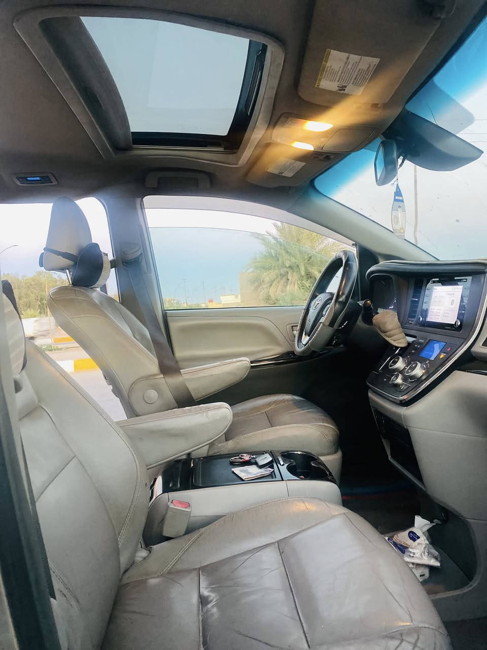 للبيع ‼️‼️

سينا 
رقمها صلاح الدين
موديل2018🔥
محرك6V شرط ما مفتوح 🚀
فول مواصفات 🔥🔥🔥
تحكمات  أبواب كهرباء 
شاشه كبيره 
ضررها واضح بالسونار 
السياره موقعها  الانبار📍📍

سعرها مناسب شراي يتفضل خاص 
***********
***********
