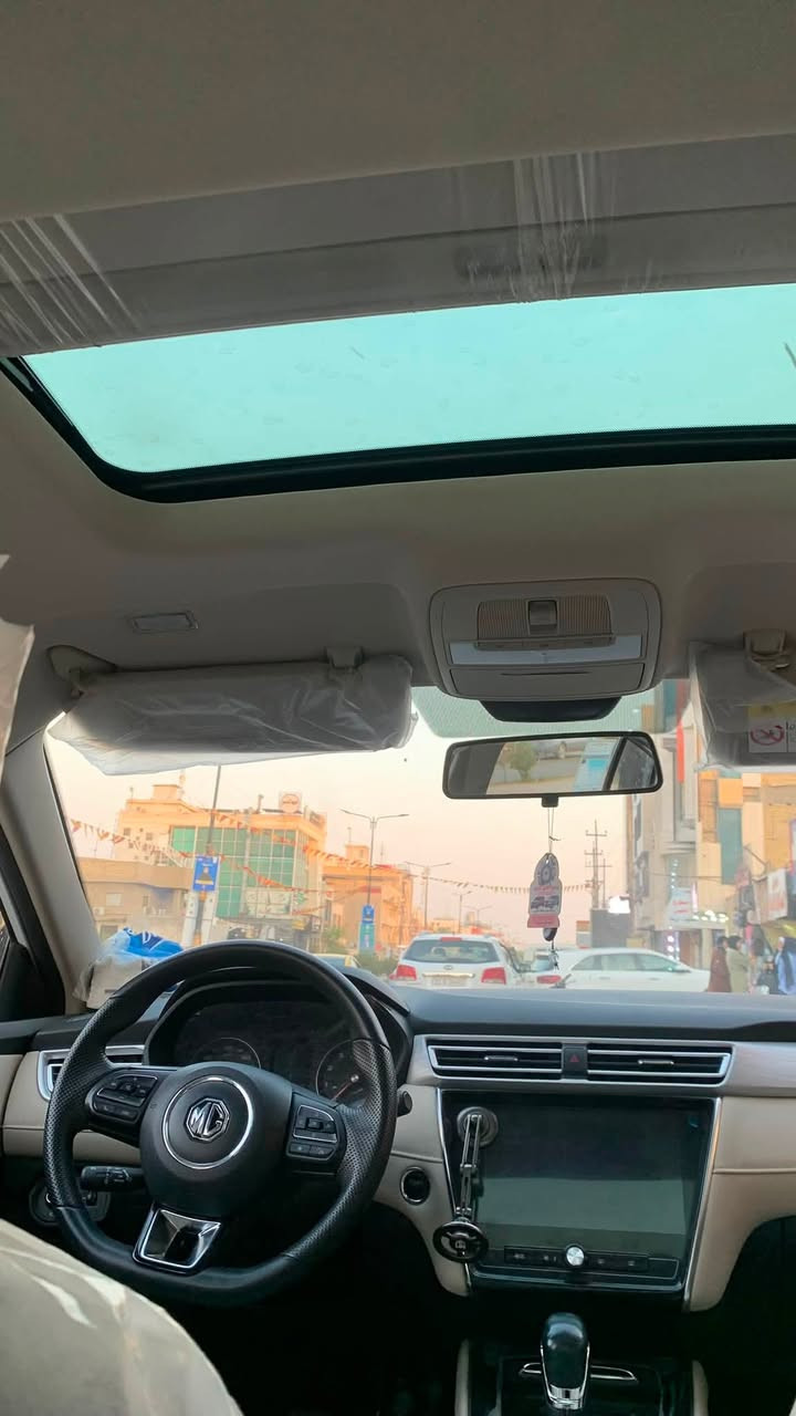 LUX MG 5
موديل ٢٠٢٤ بعدها بضمان الشركه 
ماشيه ٣٩ 
فول مواصفات فئه LUX 
فتحه سقف
مثبت سرعه 
نظام اقتصادي 
اوتو هولد 
سايد بريك الكتروني 
كامره نقطه عمياء 
كامره اماميه 
كامره خلفيه 
تحكمات مقاعد الكتروني 
تدفئه مقاعد 

*********** 
مكاني كوت / واسط 
ب اسمي 
عارضها ١٠٠$ 
بيع وشراء سيارات في واسط بيع و شراء السيارات في الصويرة جوه
