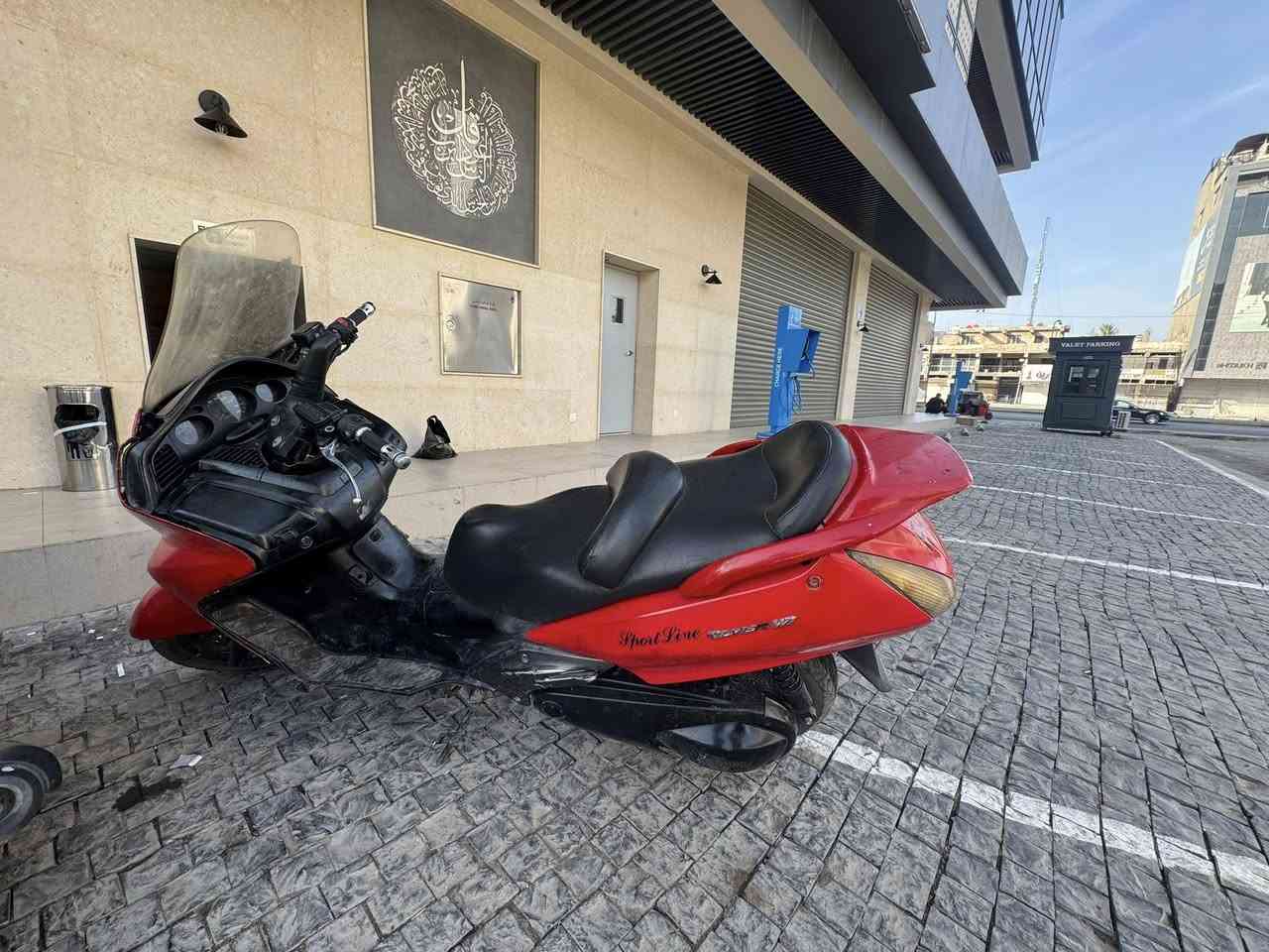السلام عليكم دراجه سلفر بقلاوه
شغاله عوزها شويه ترتيب  السعر مليون وبيها مجال حك الجيه مكان البنوك الاتصال ***********
