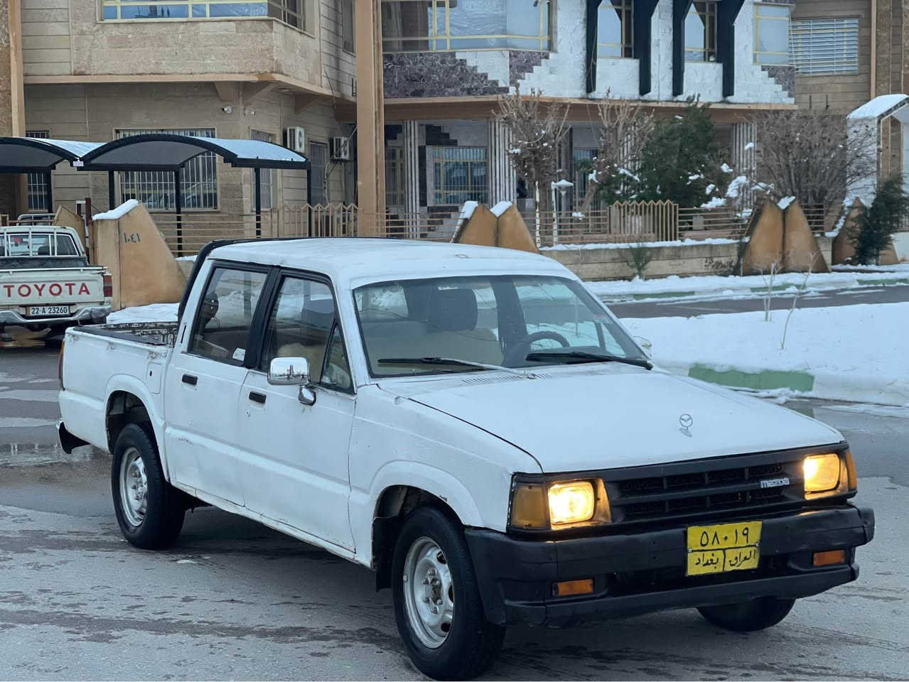 بەناوی خوای گەورە ومیهرەبان 
ماڵی کاسبی. زۆر مەزبووت

پیکاب مازدا. ٨ کابرێتە 
دەرەجەیەک گێڕ و مەکینەی لەسەرە 

گەرمی مەزبووت 
٤ تایەی جوانی لەژێرە

گێڕ مەکینە ئەکسل بەشەرتی فیتەر و فەحس و تەرای 

موس براوە لێدراو. خایس هەر هەمووی بەشەرت 

لێخورینی زۆر خۆشە   گەرمی و فڵچە و کامل کارەبای ئیشدەکا

سەیارەکە پارەی سەرکەتەشیەکیش نیە بۆ مەحامەلە تەلەفون مەکە 

پارەی موبایلێکە  خوار هەموو بازاڕ و دەستی دوو 
لەخزمەتان دام شوێنم ڕانیەیە 

قفڵ قفڵی ١٢$. ژ.م *********** رانية, السليمانية
