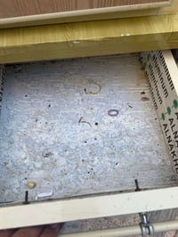 كاونتر وملحق للبيع مكاني بغداد الحرية  رقم 07744000129